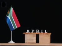 Định nghĩa của từ <b>April</b>