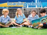 Định nghĩa của từ <b>boarding school</b>
