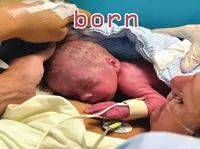 Định nghĩa của từ <b>born</b>