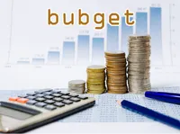 Định nghĩa của từ <b>budget</b>