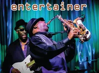 Định nghĩa của từ <b>entertainer</b>