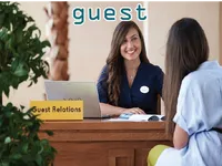 Định nghĩa của từ <b>guest</b>