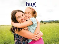 Định nghĩa của từ <b>hug</b>