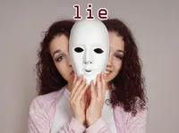 Định nghĩa của từ <b>lie</b>
