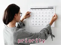 Định nghĩa của từ <b>priority</b>