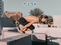 Định nghĩa của từ <b>risk</b>
