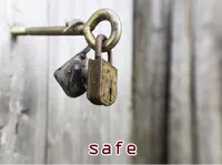 Định nghĩa của từ <b>safe</b>
