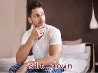 Định nghĩa của từ <b>sit down</b>