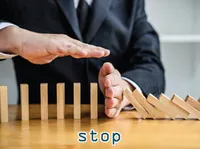 Định nghĩa của từ <b>stop</b>