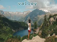 Định nghĩa của từ <b>valley</b>