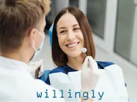 Định nghĩa của từ <b>willingly</b>