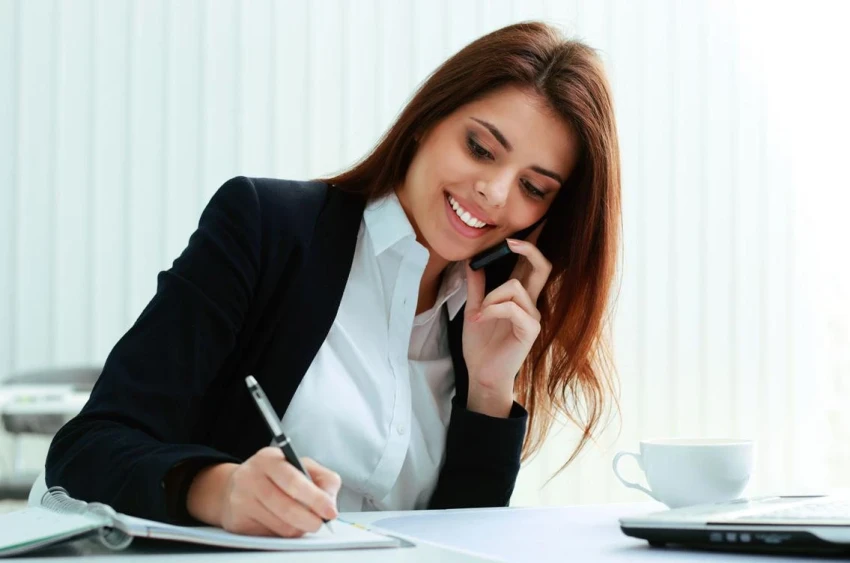 Làm chủ các tình huống giao tiếp tiếng Anh qua điện thoại